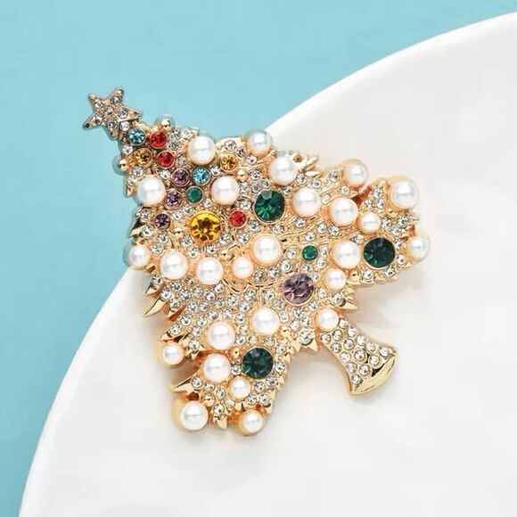 Luxury Pearl Crystal Christmas Tree Gold Brooch  Womens Multicolor Pin New - Picture 1 of 4